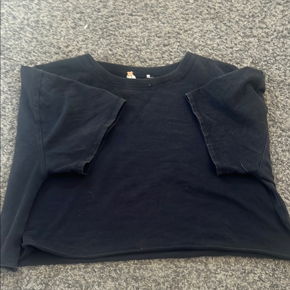 Black Cropped Short Sleeve Top